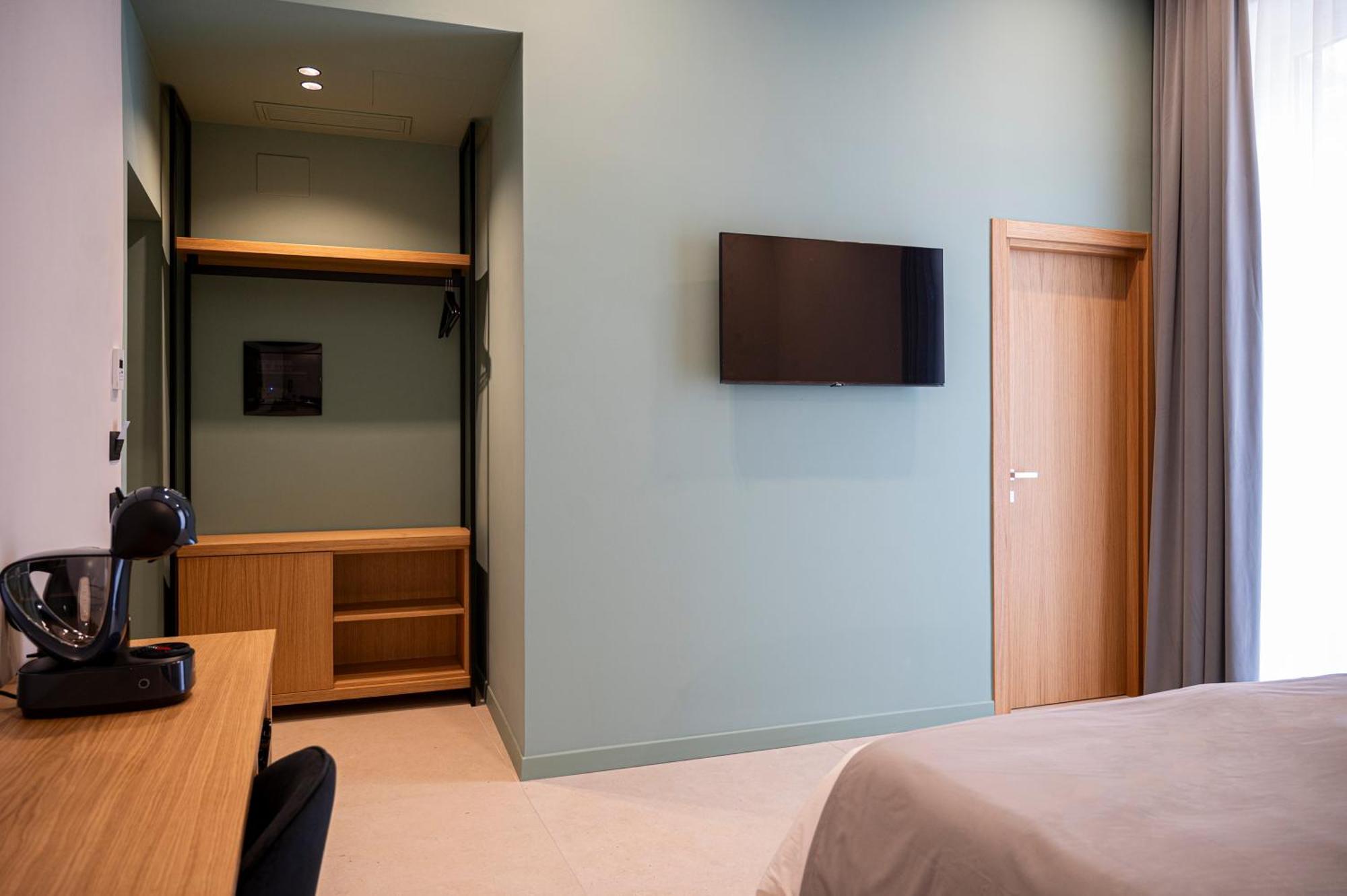 Dimora Angioina Guest house *